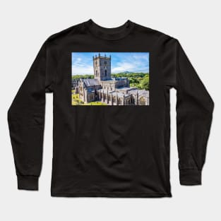 St Davids Cathedral, Wales Long Sleeve T-Shirt